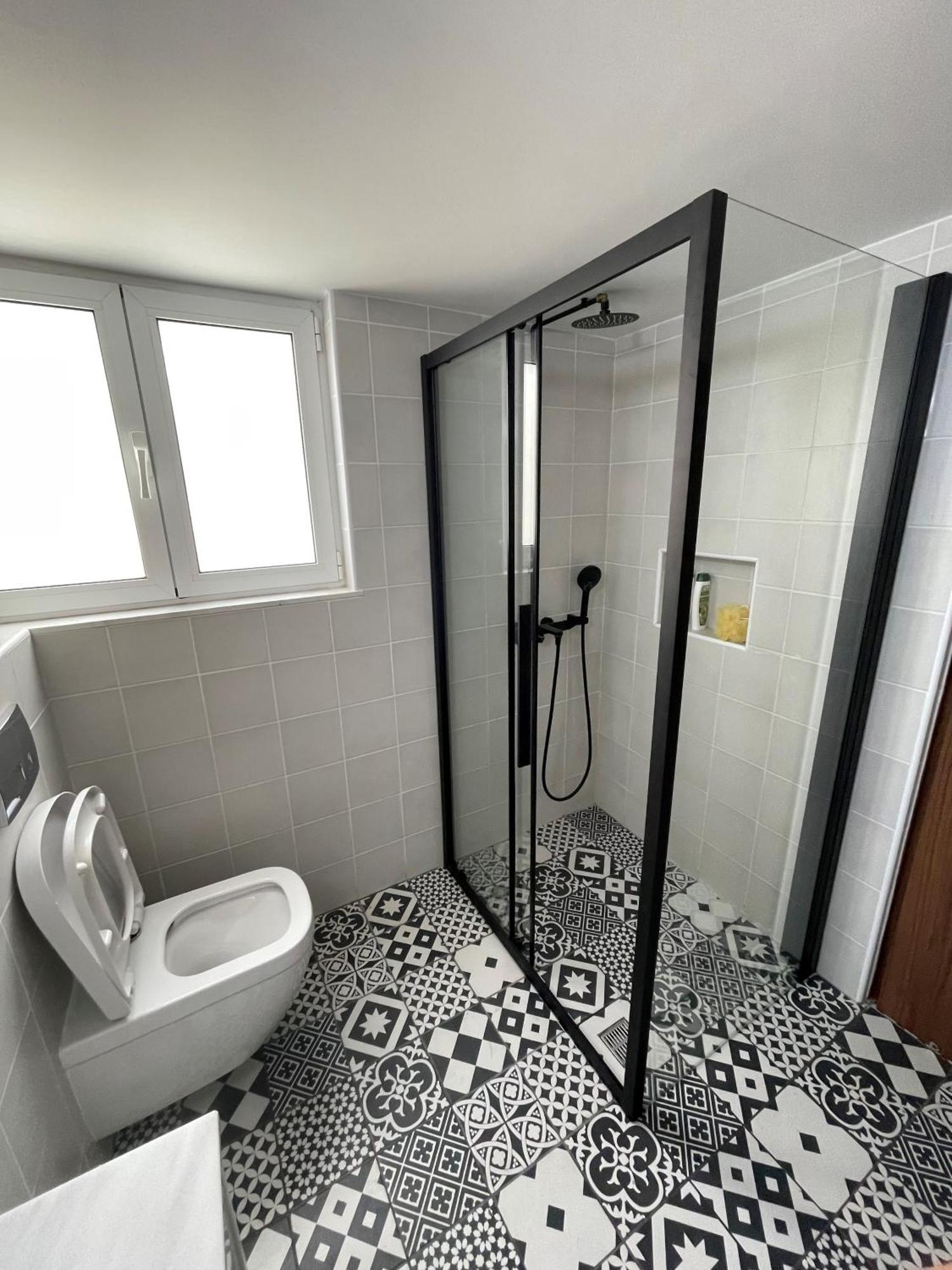 2 Bedroom Apt In Ermou 4 Minute Walk Beach Lárnaka Eksteriør bilde